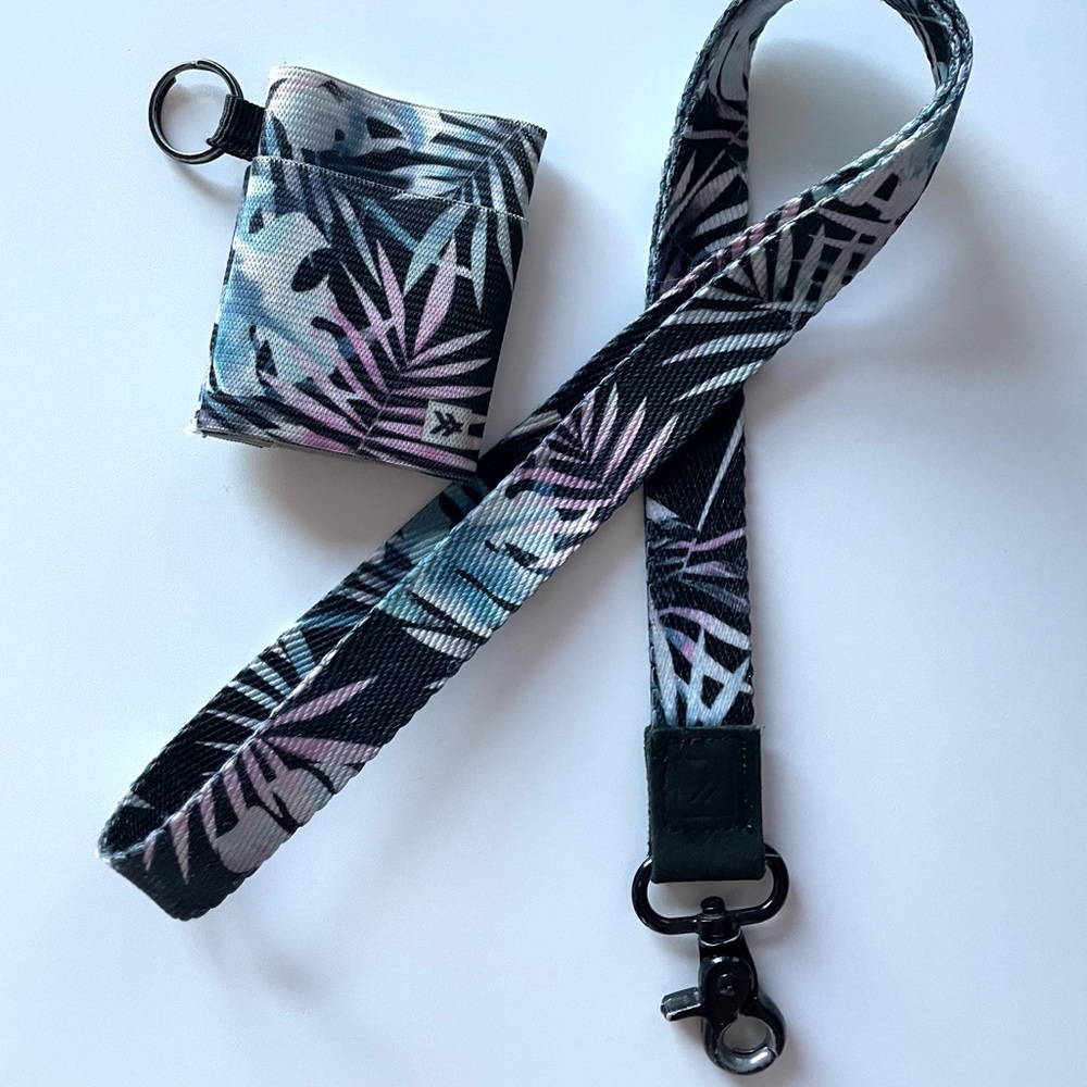 Thread wallet and neck strap
